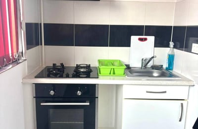 Langzeitmiete einer gemütlichen 2-Zimmer-Wohnung, Bukarest, 6. Bezirk, Chiajna, Rumänien